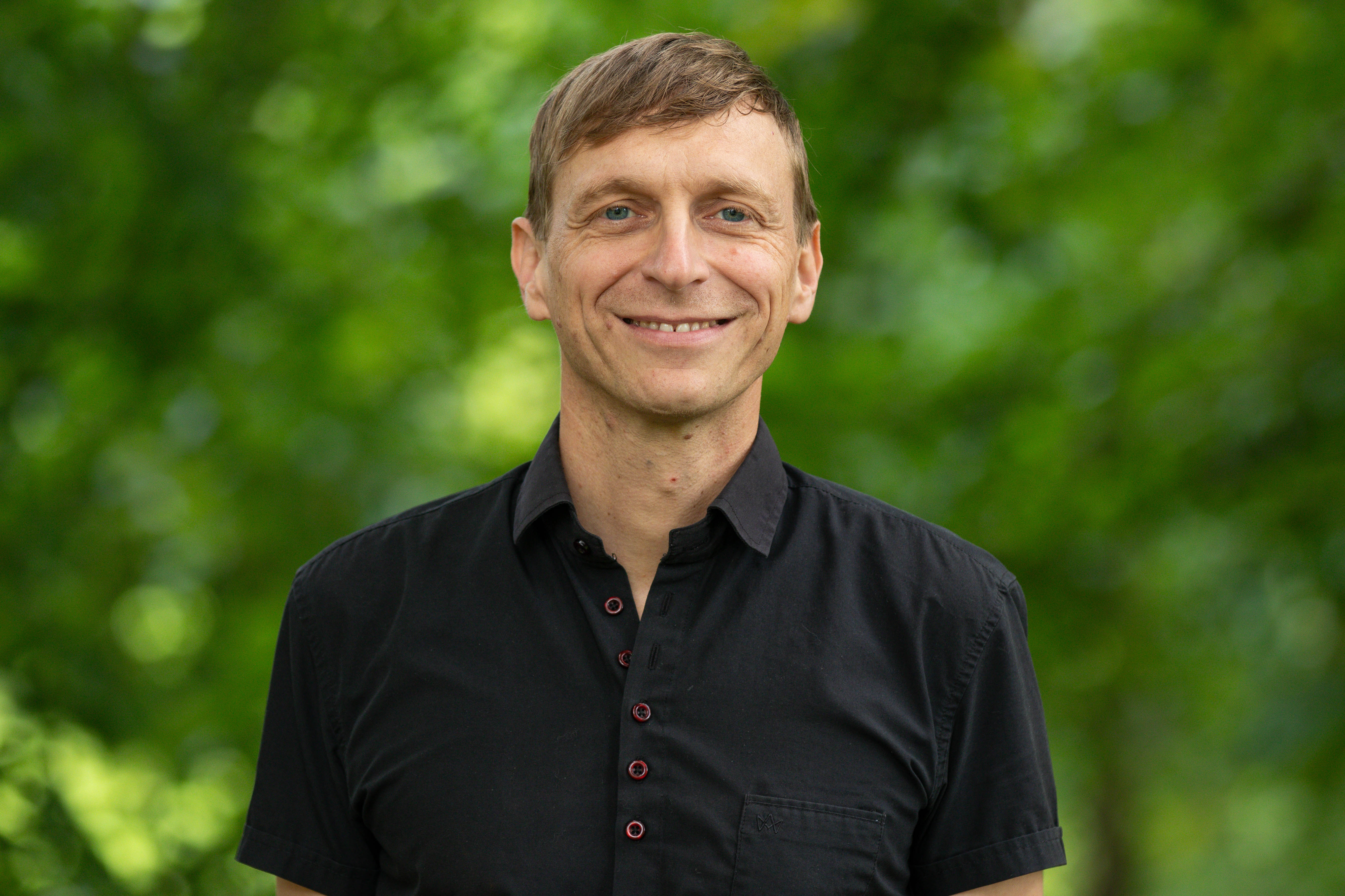 Sebastian Schlafer will assume his professorship at the Department of Dentistry and Oral Health on September 1, 2023. Sebastian Schlafer will assume his professorship at the Department of Dentistry and Oral Health on September 1, 2023.
