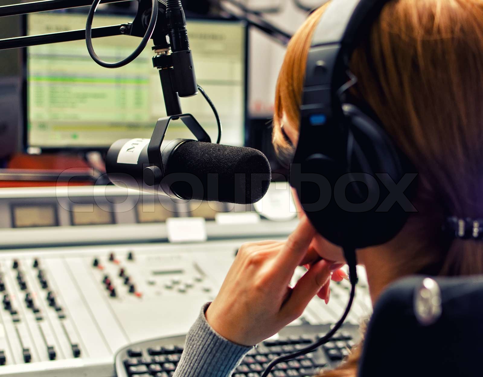The Danish Broadcasting Corporation (DR) offers a number of PhD students from Health a test interview with radio hosts from P3 or P1. Photo: Colourbox. The Danish Broadcasting Corporation (DR) offers a number of PhD students from Health a test interview with radio hosts from P3 or P1. Photo: Colourbox.