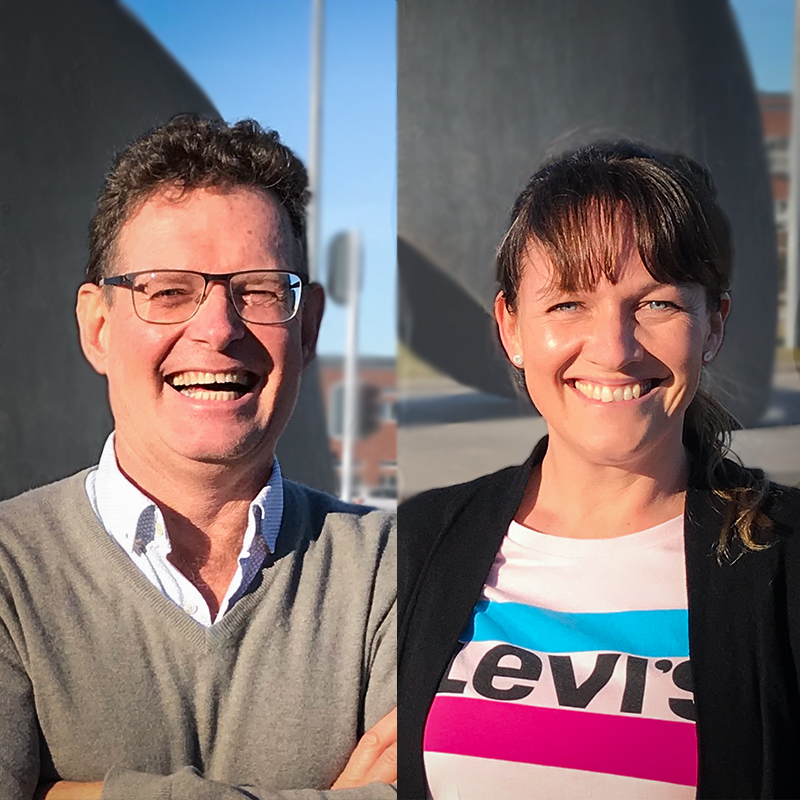 Hans Jürgen Hoffmann og Karin Jeppesen undersøger sammen med forskerkolleger en ny og lovende type vaccination til allergikere, der er overfølsomme over for græspollen. Foto: Susanne Stenhøj Laursen.